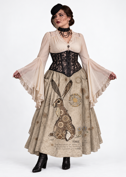 The Art of Mixing Vintage and Modern Fashion